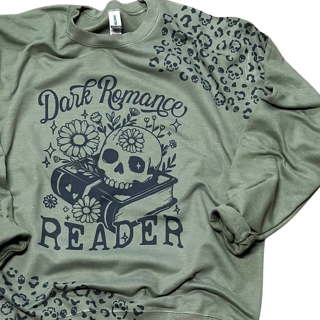 Dark Romance Reader Leopard Print Sweatshirt